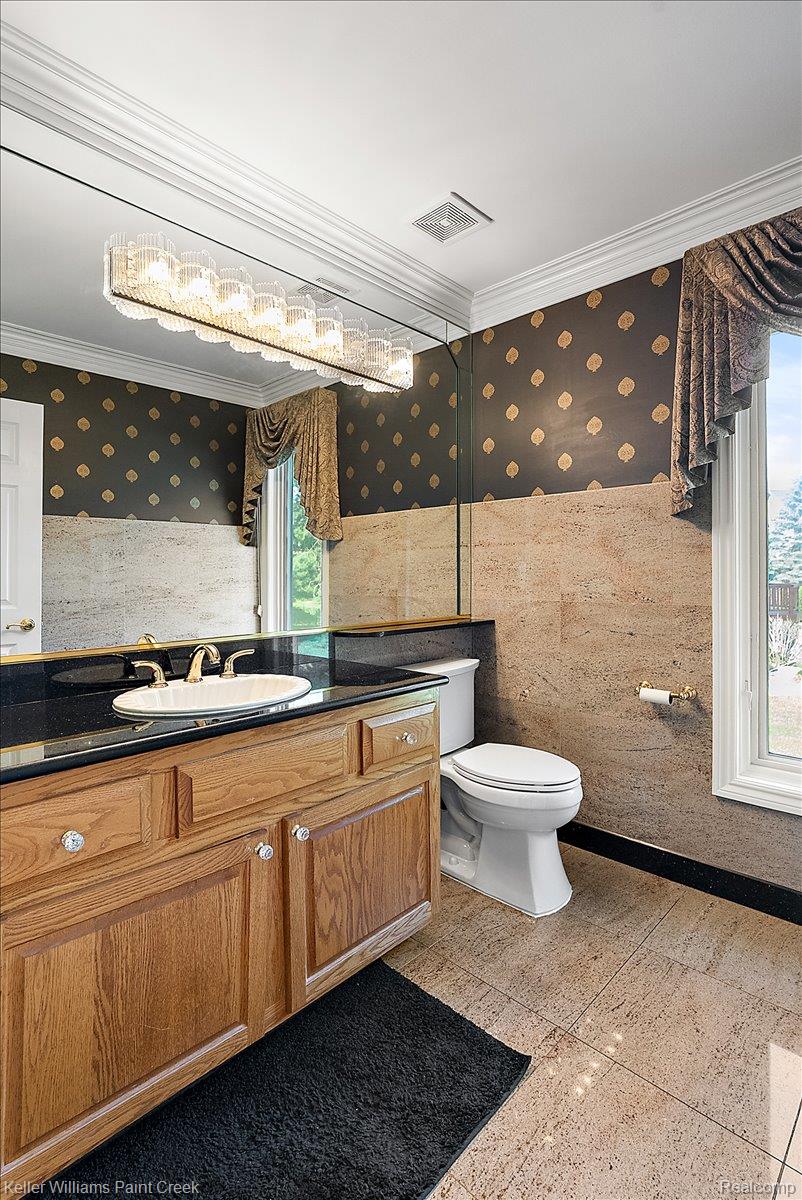 13150 Rhea Court Utica, MI 48315 - Photo 31 of 79 45-13150 Rhea-45.jpg