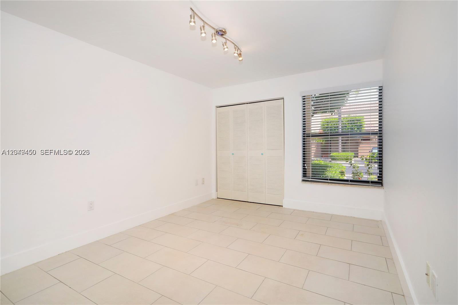8124 Southwest 87th Terrace Miami, FL 33143 - Photo 26 of 44