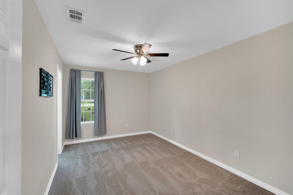 808 Gibson Road Waxahachie, TX 75165 - Photo 4 of 25