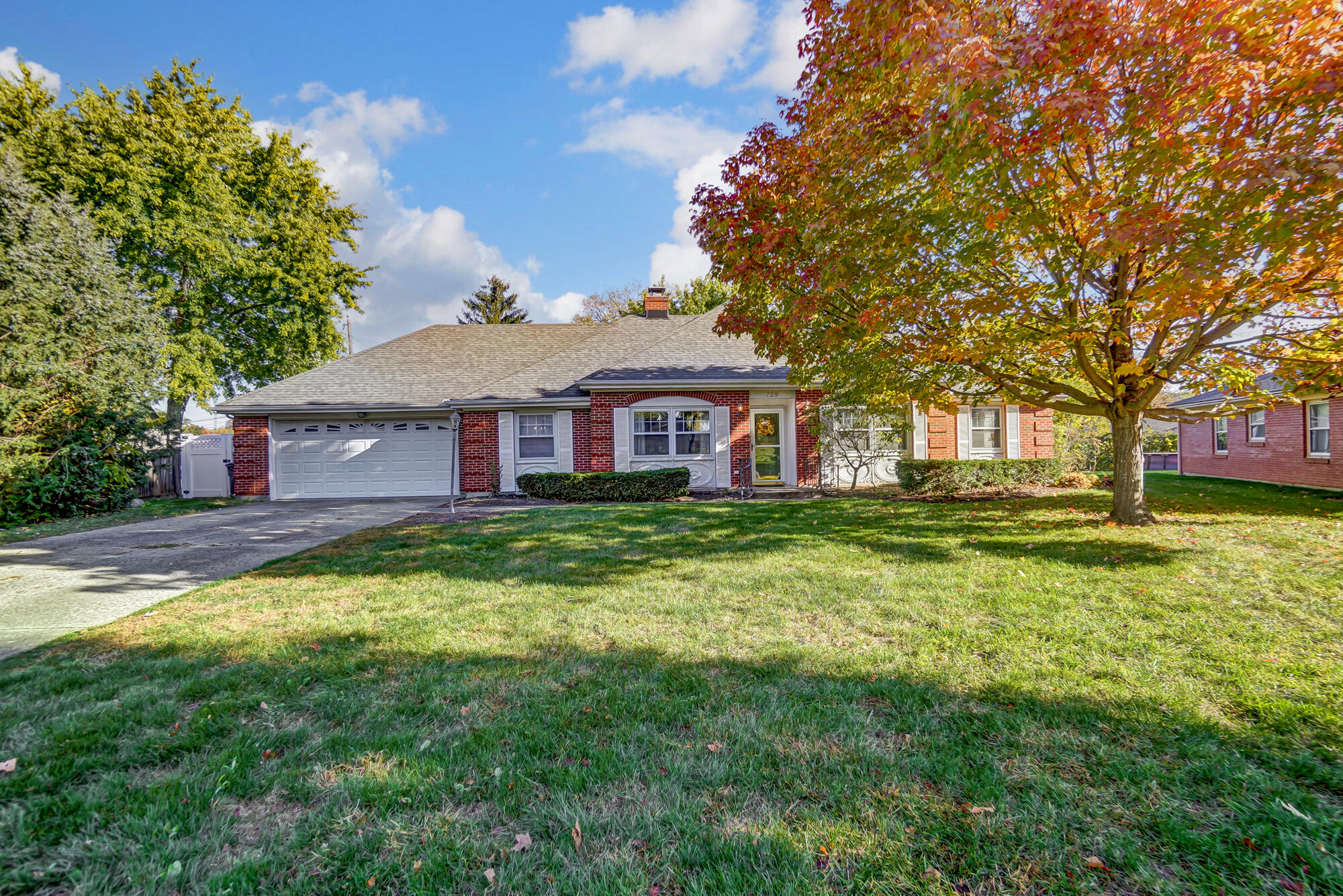 729 Gateshead Road Troy, OH 45373 - Photo 1 of 46 Gallery Image 1