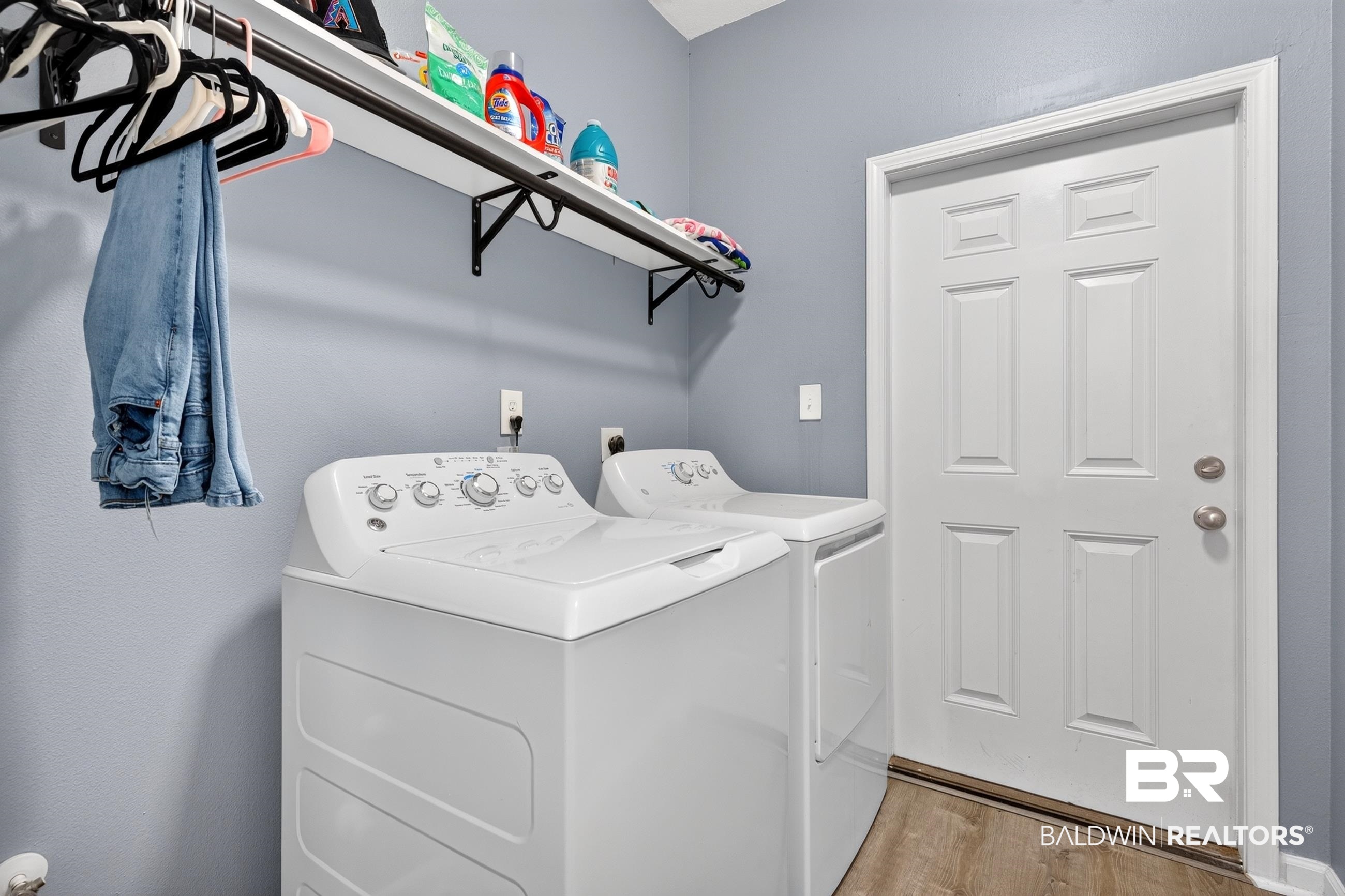 17419 Lewis Smith Drive Foley, AL 36535 - Photo 32 of 38 Laundry room