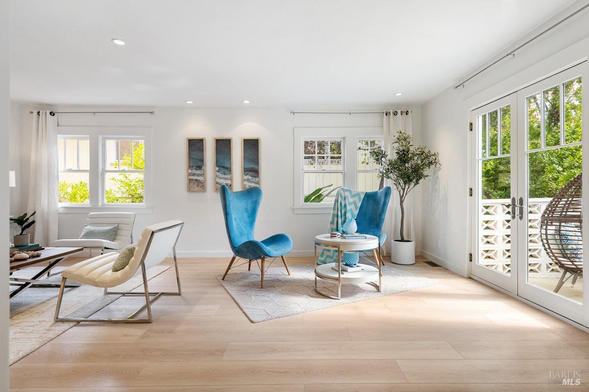 338 Paloma Avenue San Rafael, CA 94901 - Photo 3 of 31 a living room with furniture and potted plants