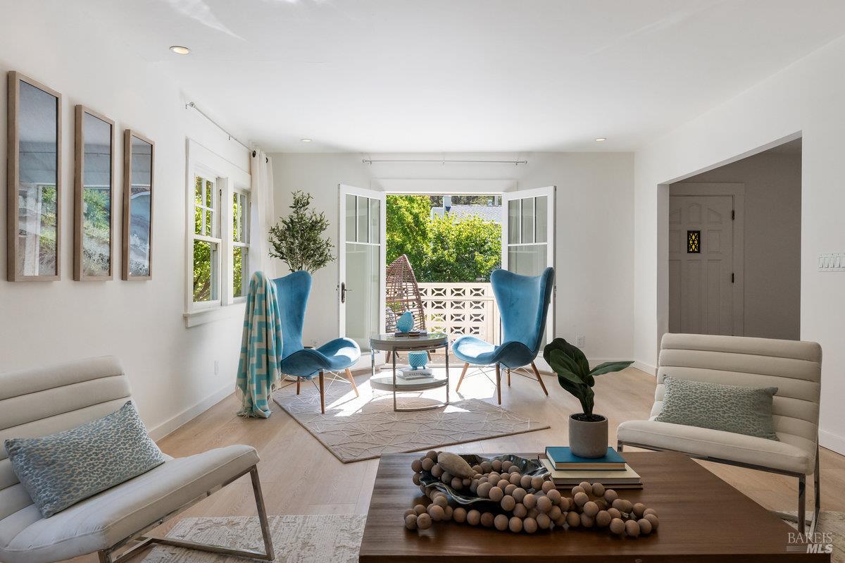 338 Paloma Avenue San Rafael, CA 94901 - Photo 5 of 31 a living room with furniture and a potted plant