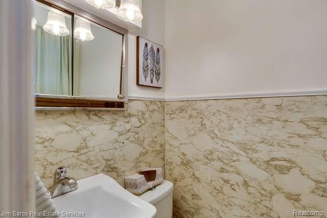 326 Moran Road Grosse Pointe, MI 48236 - Photo 17 of 23 326 Moran Rd Grosse Pointe-small-016-14-326 Moran Road0016FULL-666x444-72dpi.jpg