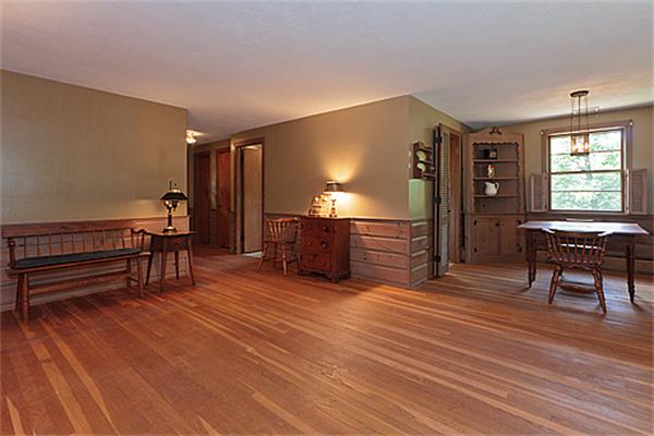 20 Ware Road Winchester, MA 01890 - Photo 10 of 21 Gallery Image 10