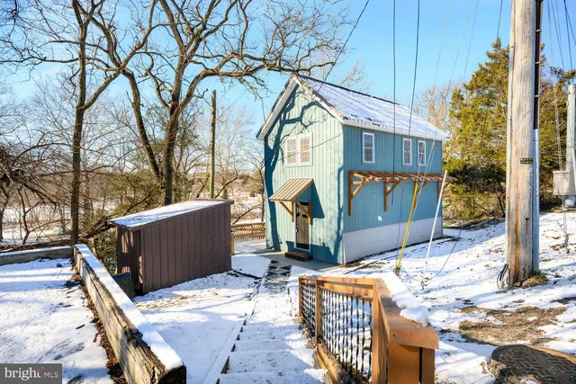 a view of outdoor space and entertaining space