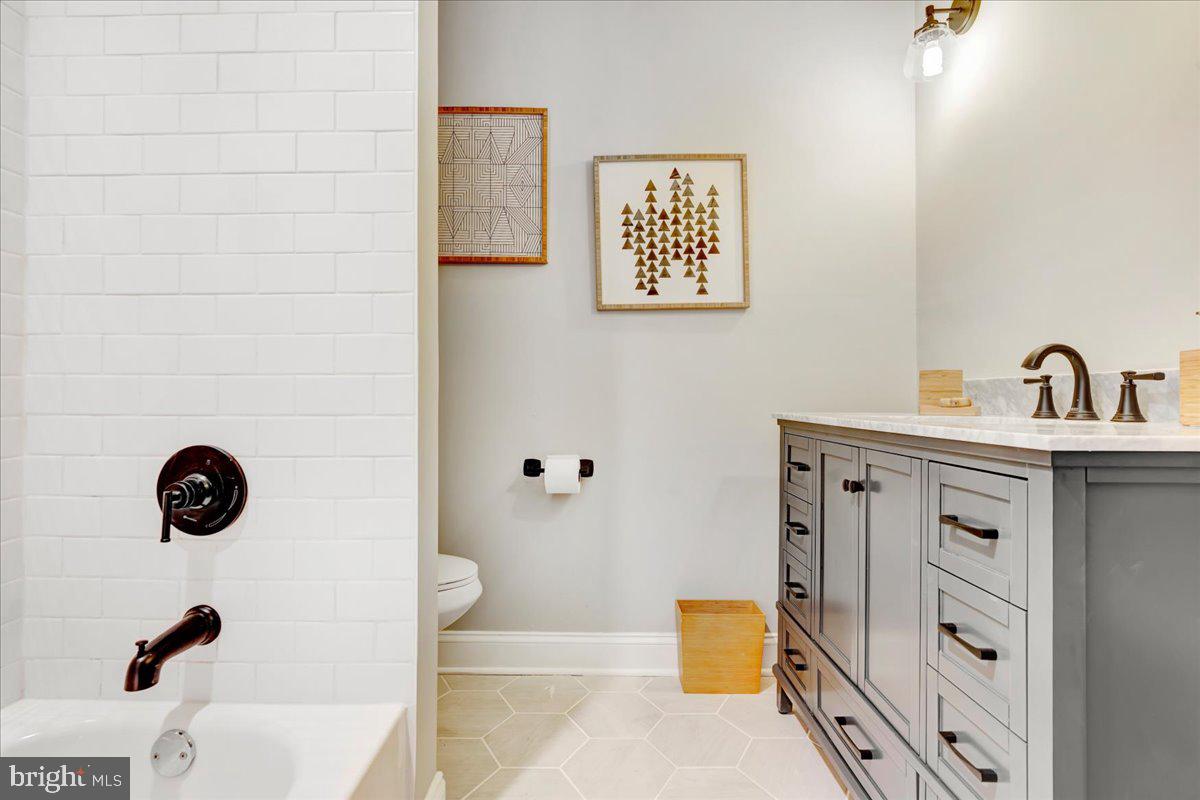 405 Marie Road Ambler, PA 19002 - Photo 25 of 52 2nd Bathroom