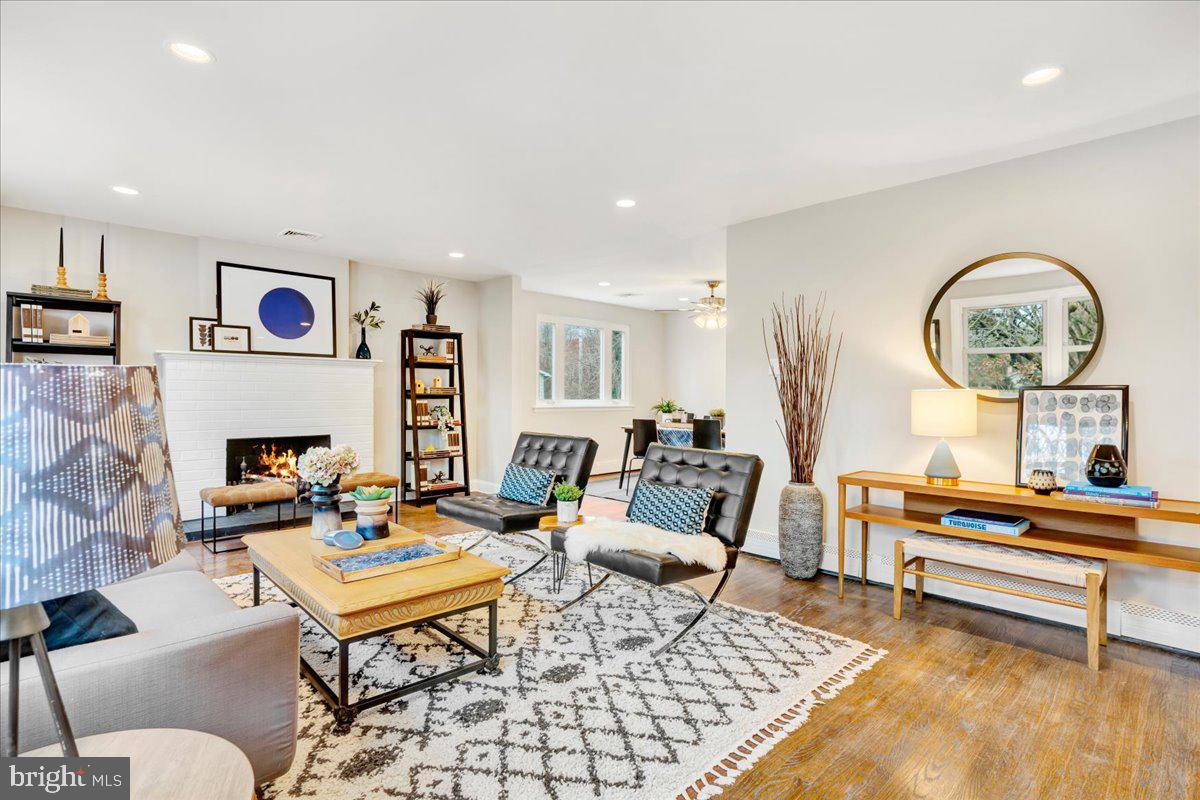 405 Marie Road Ambler, PA 19002 - Photo 3 of 52 Gallery Image 3