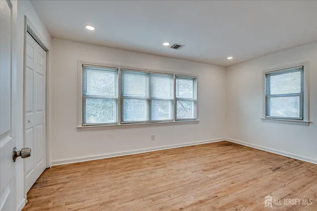 $2,500 | 385 Pierson Avenue, Unit 2, Edison, NJ 08837