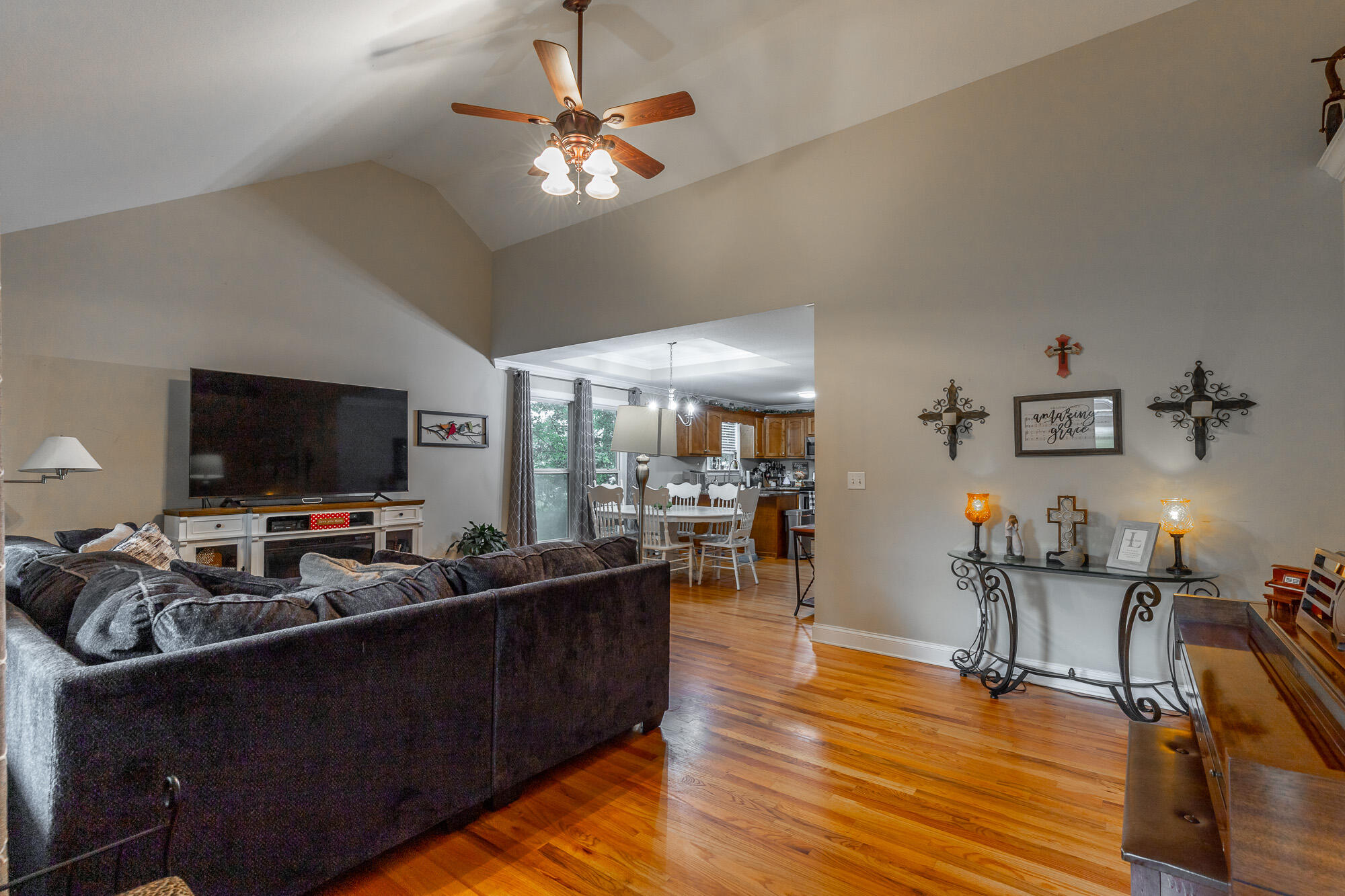 901 Haggard Road Ringgold, GA 30736 - Photo 8 of 55 Living Room