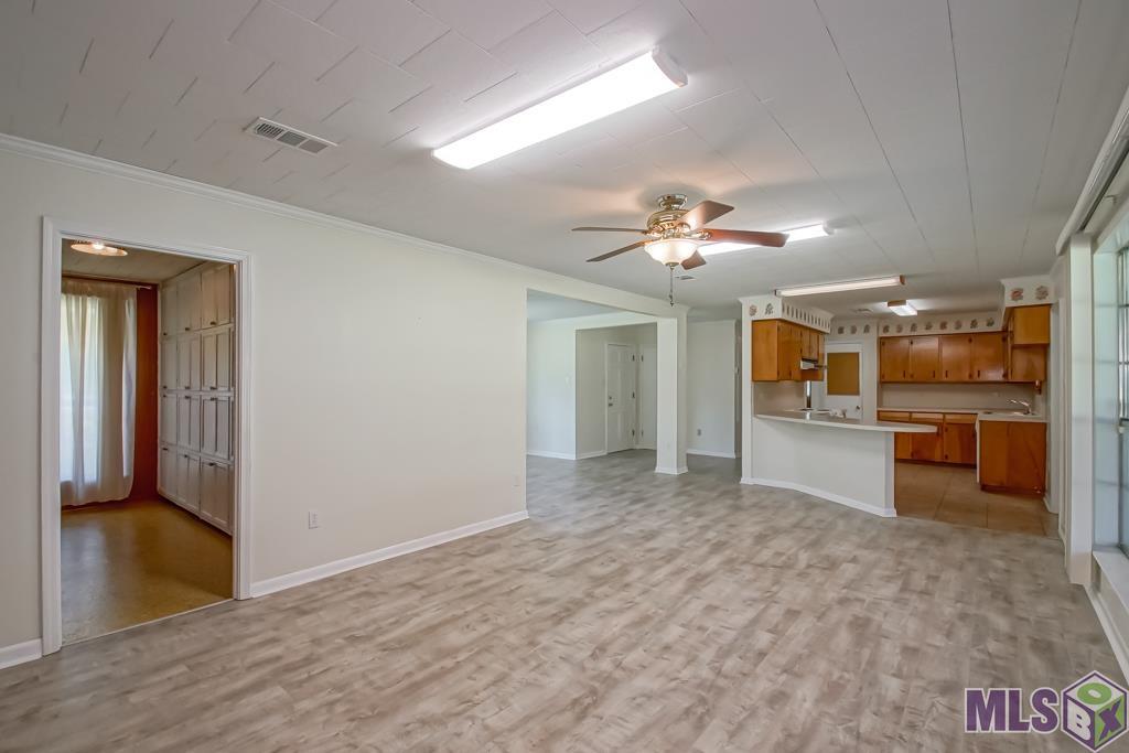15681 El Ranchitos Avenue Pride, LA 70770 - Photo 8 of 38 Gallery Image 8