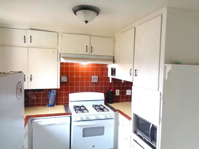 $285,000 | 2615 North Bond Street, Fresno, CA 93703