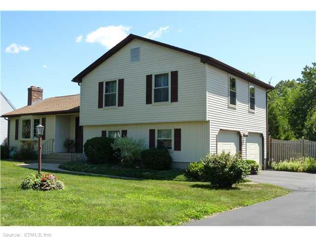 25 Spruceland Road Enfield, CT 06082 - Photo 1 of 1 Exterior Front.