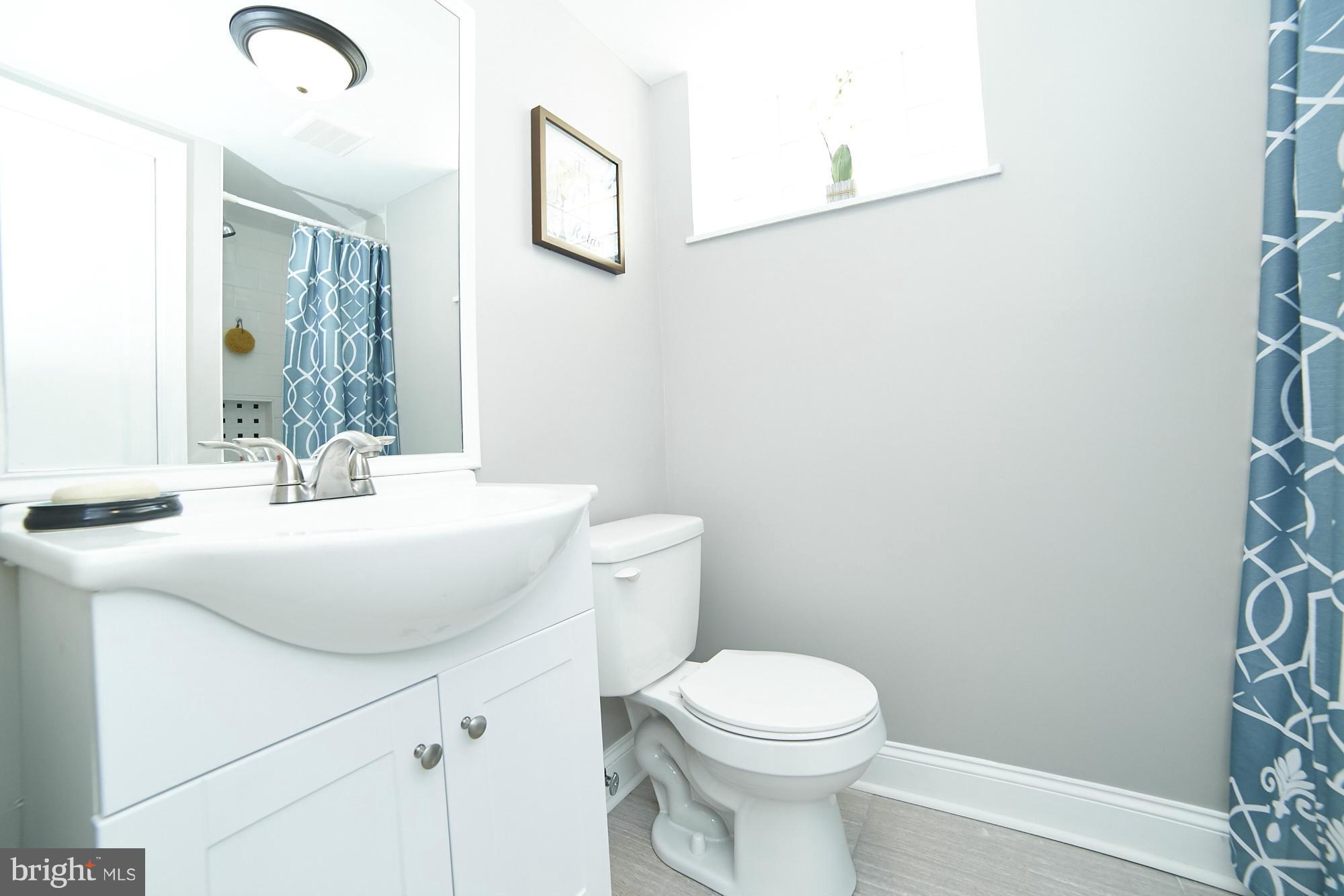 1501 Northbourne Road Baltimore, MD 21239 - Photo 25 of 30 Bath 2