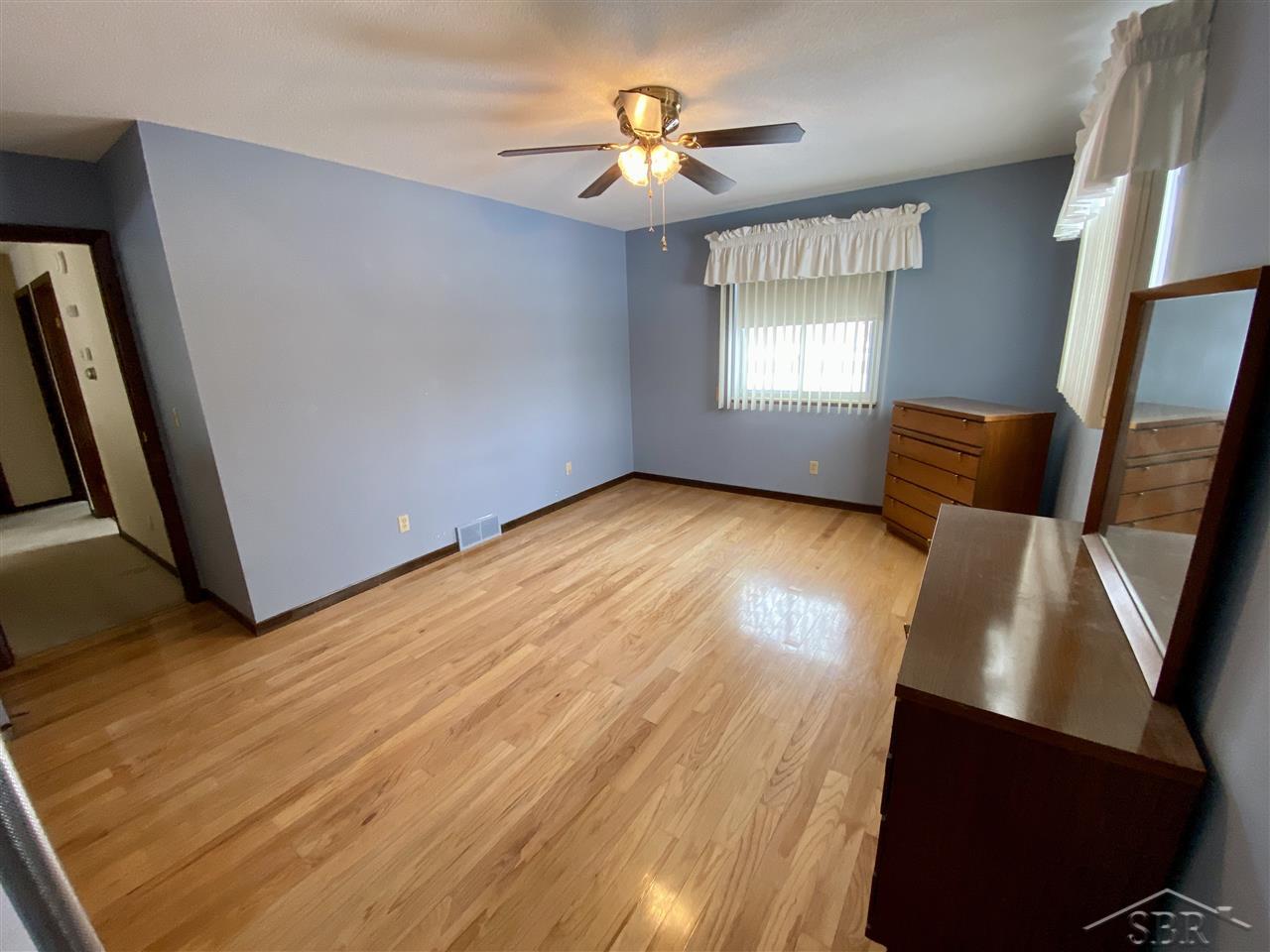 2479 Hemmeter Road Saginaw, MI 48603 - Photo 7 of 18