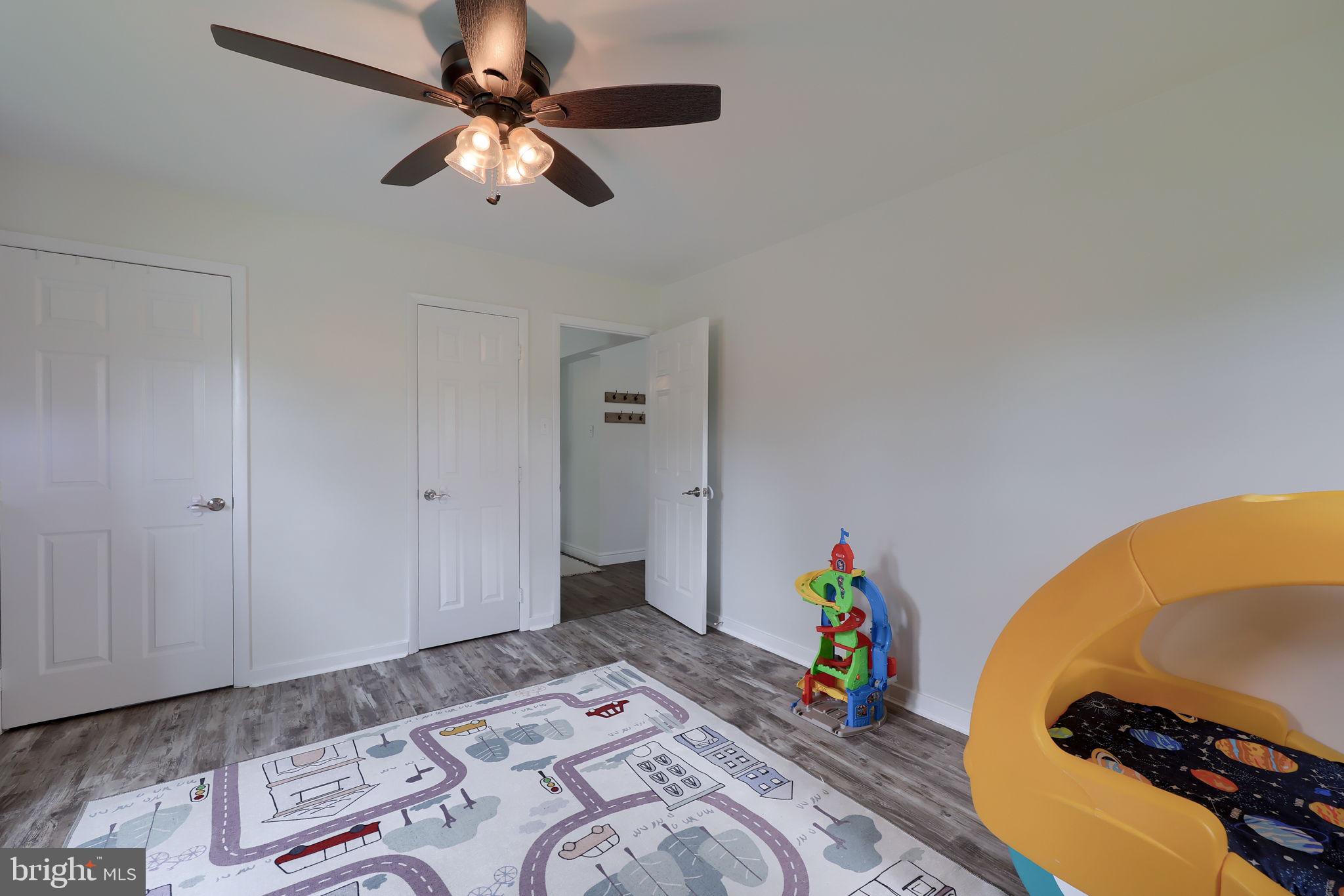 1074 Hearthstone Road Lancaster, PA 17603 - Photo 17 of 40 Gallery Image 17