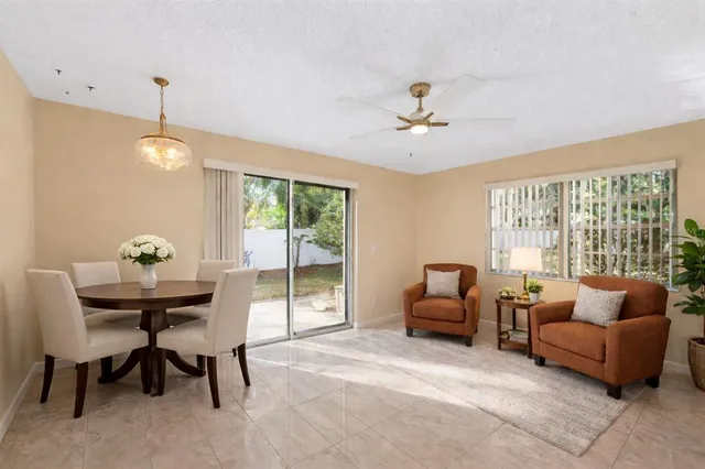 $175,000 | 4805 Rilma Avenue, Unit 108, Sarasota, FL 34234