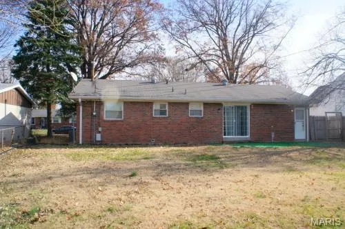 $1,500 | 233 Mimosa Avenue, Swansea, IL 62226