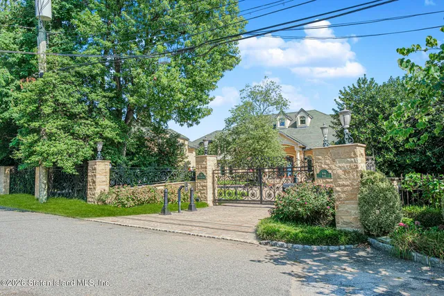 $7,188,888 | 50 Wakefield Road | Eltingville