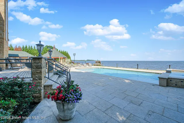 $7,188,888 | 50 Wakefield Road | Eltingville