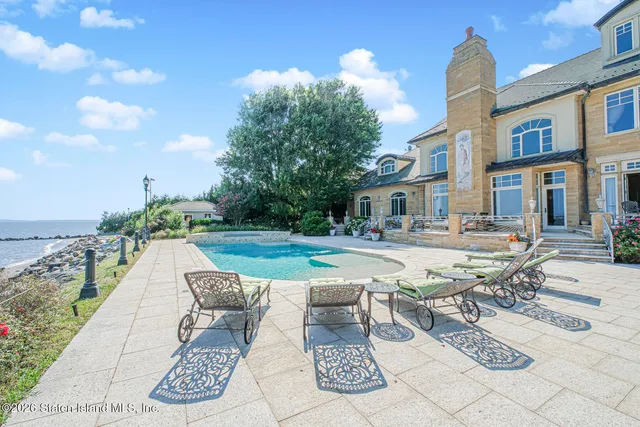 $7,188,888 | 50 Wakefield Road | Eltingville