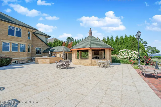 $7,188,888 | 50 Wakefield Road | Eltingville