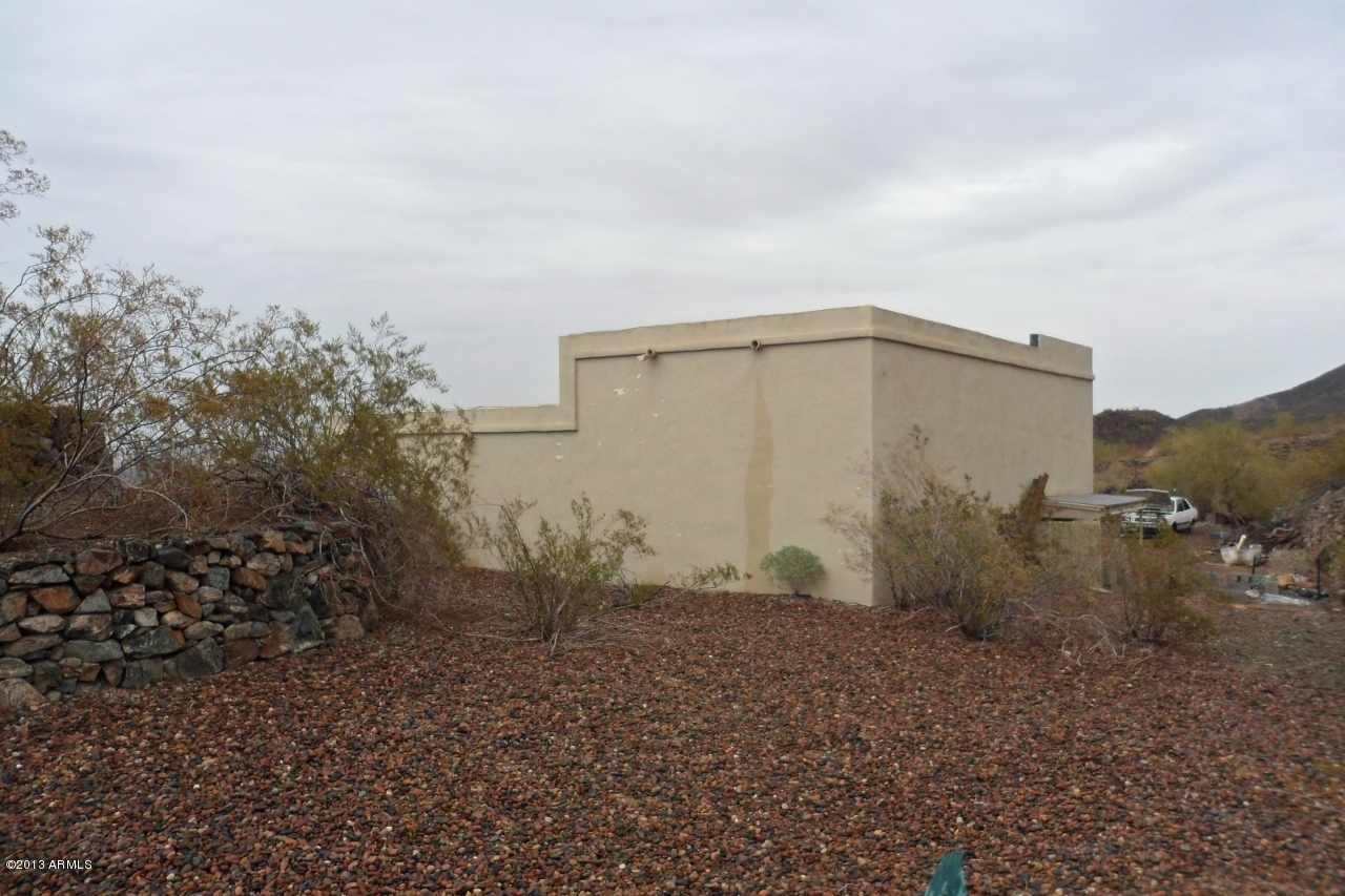 Back of House-Garages