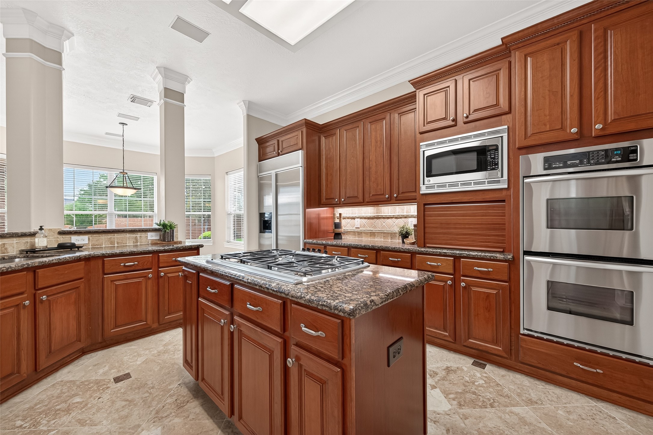 4203 Deforest Ridge Circle Katy, TX 77494 - Photo 17 of 50 Who doesn't love an appliance garage...underneath the microwave
