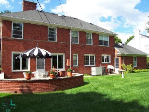 60 South Deeplands Road Grosse Pointe, MI 48236 - Photo 8 of 8 854640-7.JPG