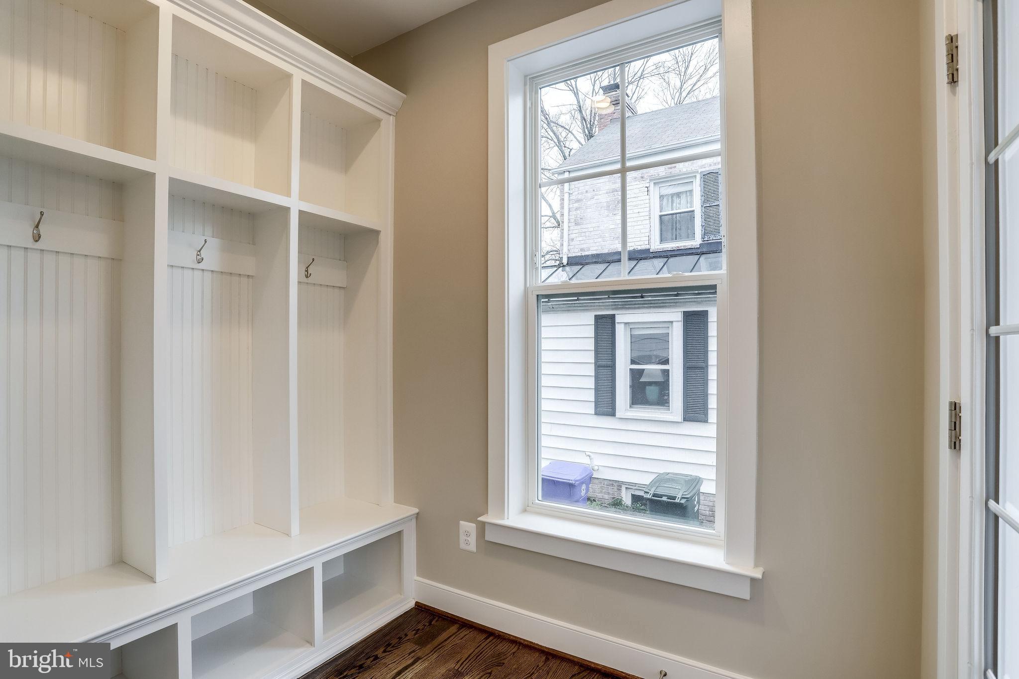 3742 Chain Bridge Road Fairfax, VA 22030 - Photo 42 of 87 Gallery Image 42