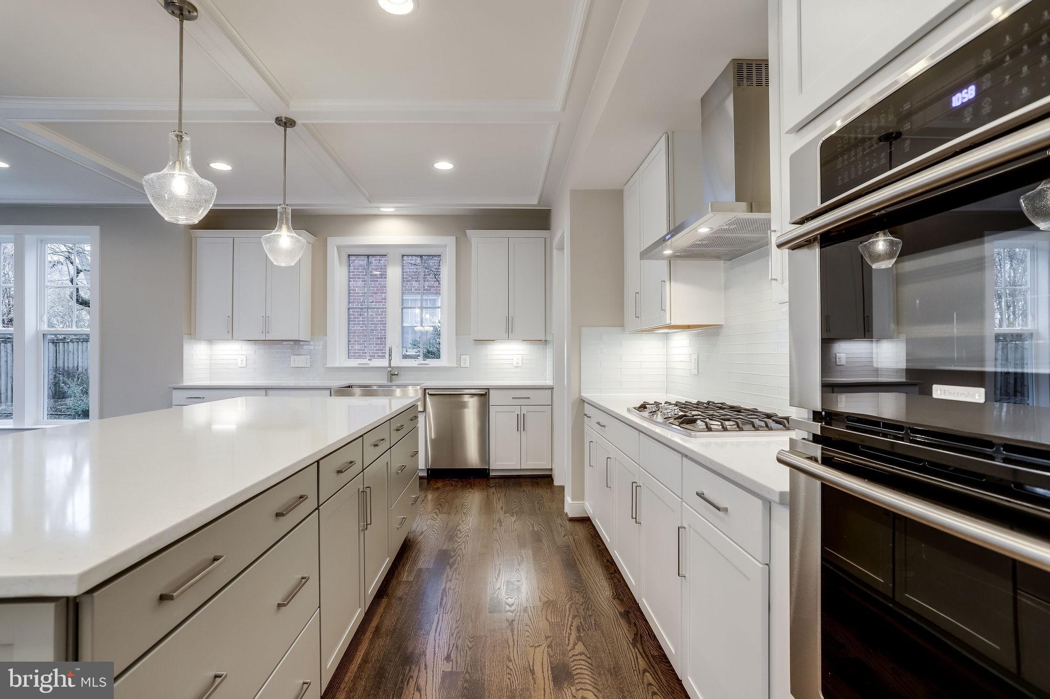 3742 Chain Bridge Road Fairfax, VA 22030 - Photo 43 of 87 Gallery Image 43