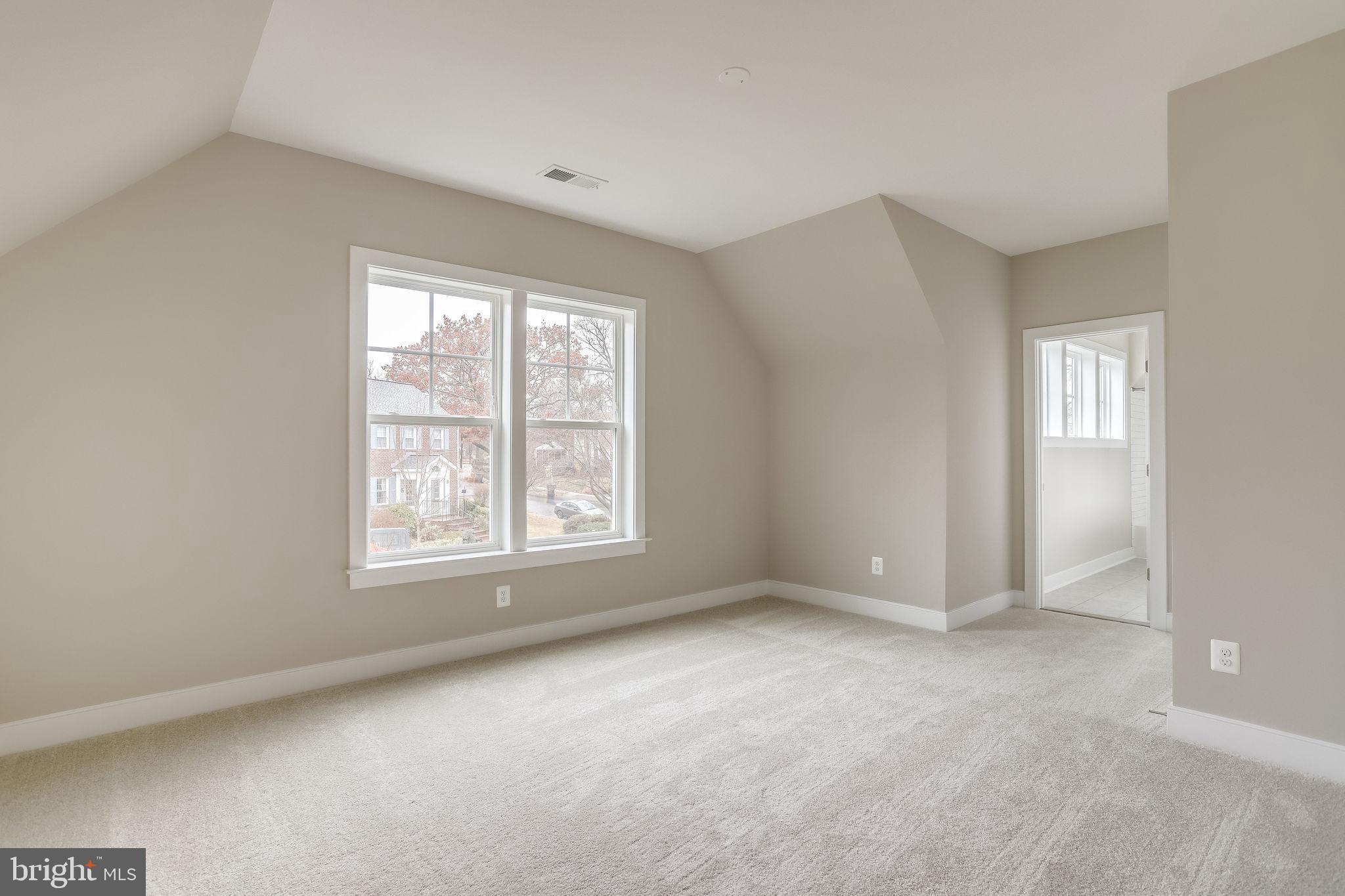 3742 Chain Bridge Road Fairfax, VA 22030 - Photo 45 of 87 Gallery Image 45