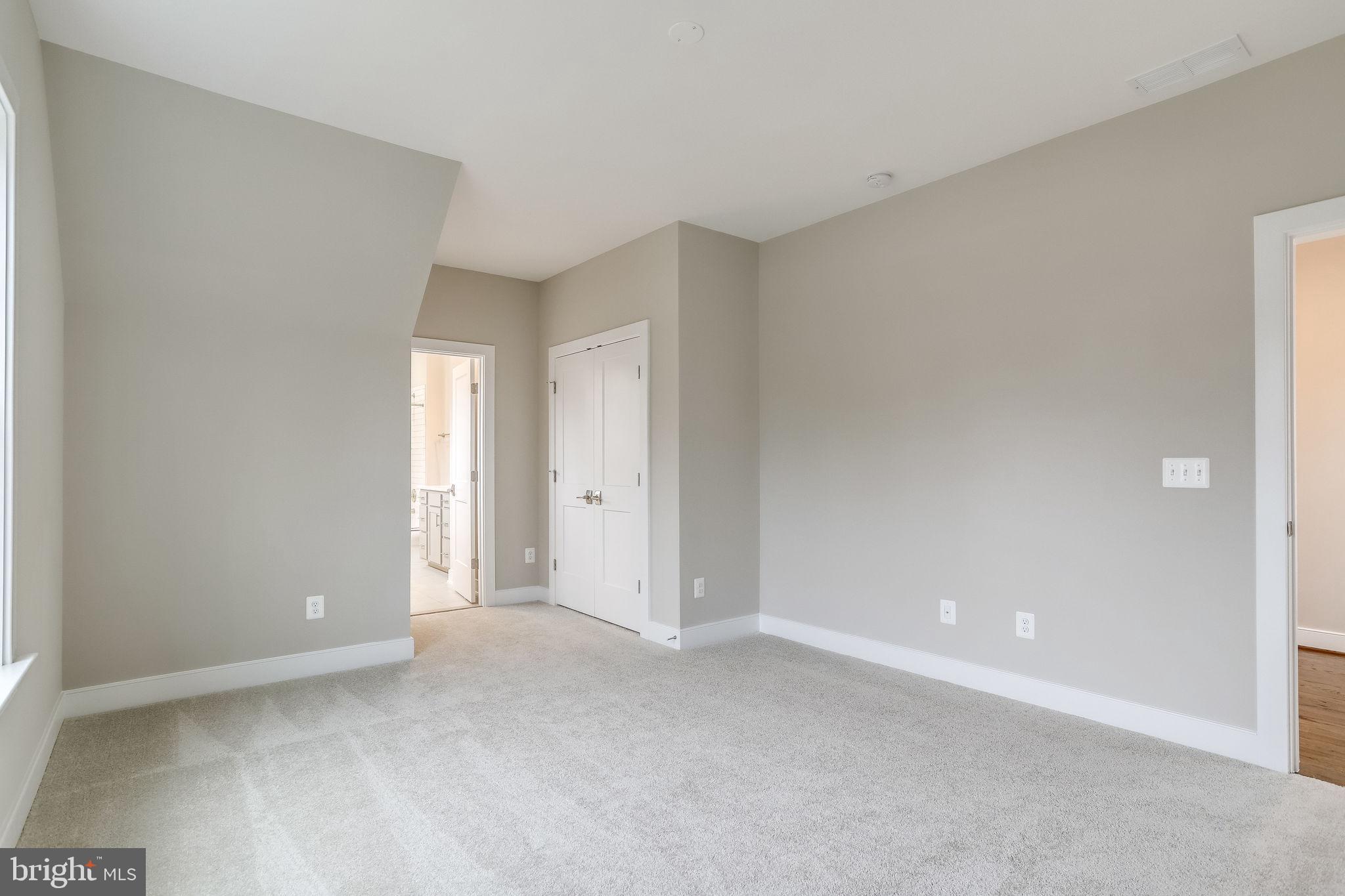 3742 Chain Bridge Road Fairfax, VA 22030 - Photo 46 of 87 Gallery Image 46