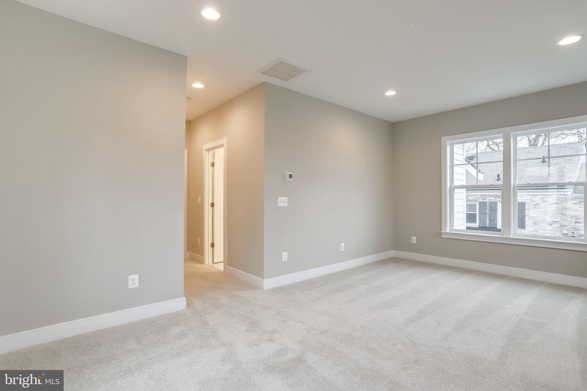 3742 Chain Bridge Road Fairfax, VA 22030 - Photo 63 of 87 Gallery Image 63