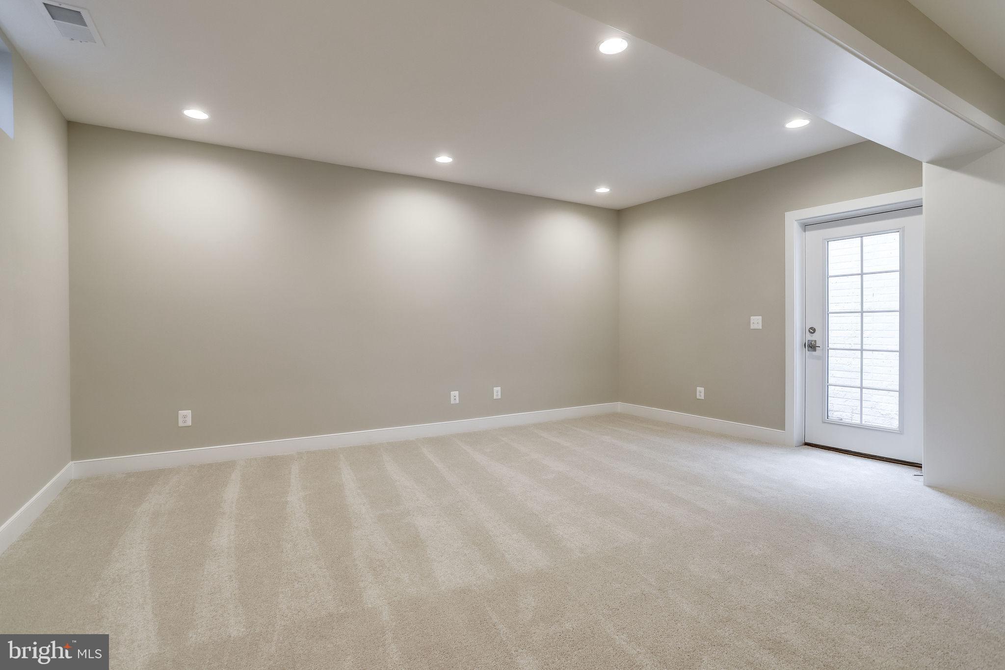 3742 Chain Bridge Road Fairfax, VA 22030 - Photo 84 of 87 Gallery Image 84