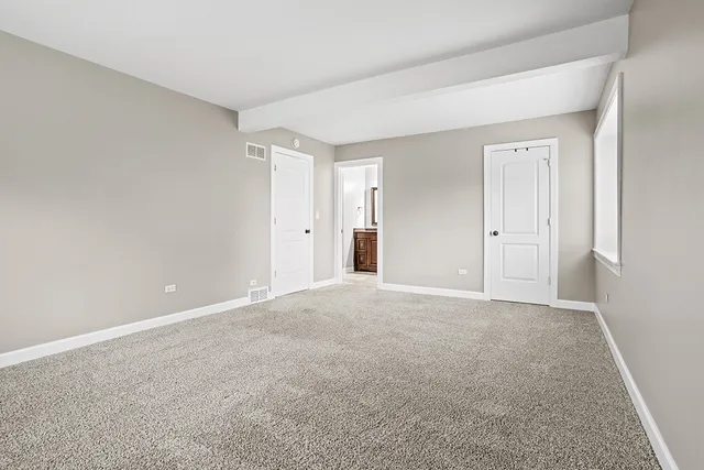 $425,000 | 230 Essex Lane, New Lenox, IL 60451