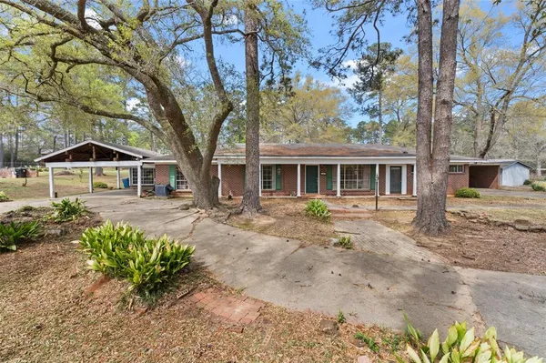 $183,000 | 706 East Mary Lee Avenue, Plain Dealing, LA 71064