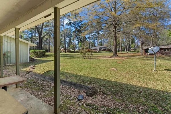 a view of a outdoor space