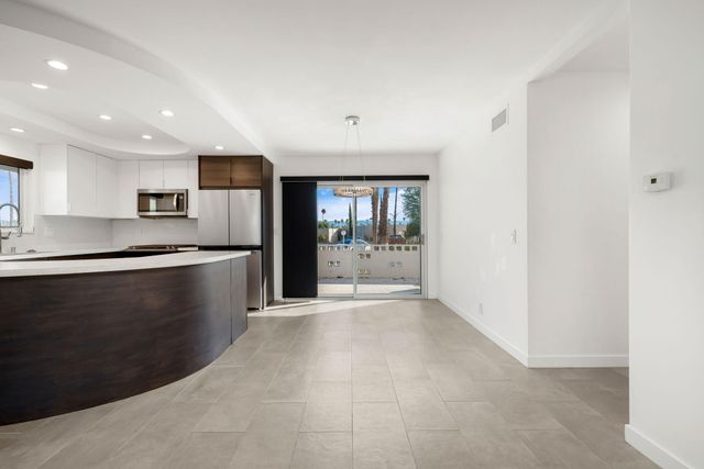 $2,700 | 2240 South Calle Palo Fierro, Unit 9, Palm Springs, CA 92264