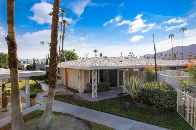 $2,700 | 2240 South Calle Palo Fierro, Unit 9, Palm Springs, CA 92264