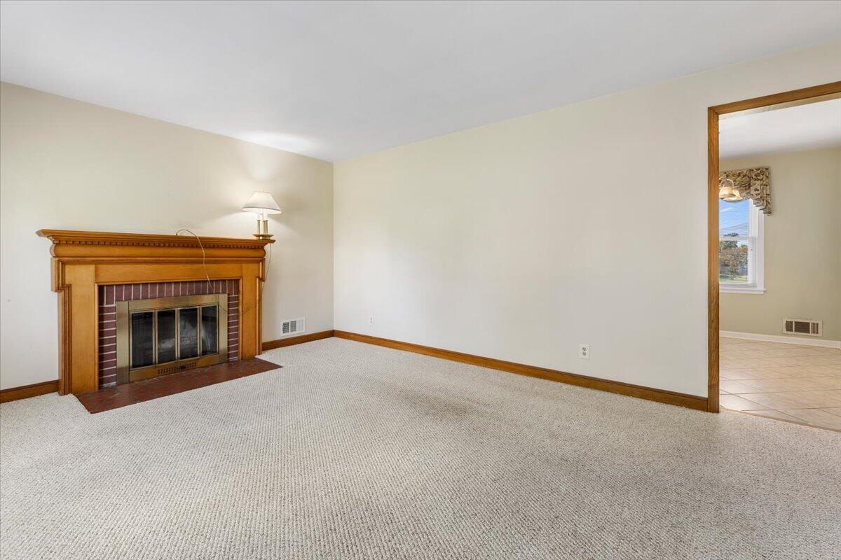 7612 Barrens Road Roanoke, VA 24019 - Photo 8 of 66 07-IMG_7363