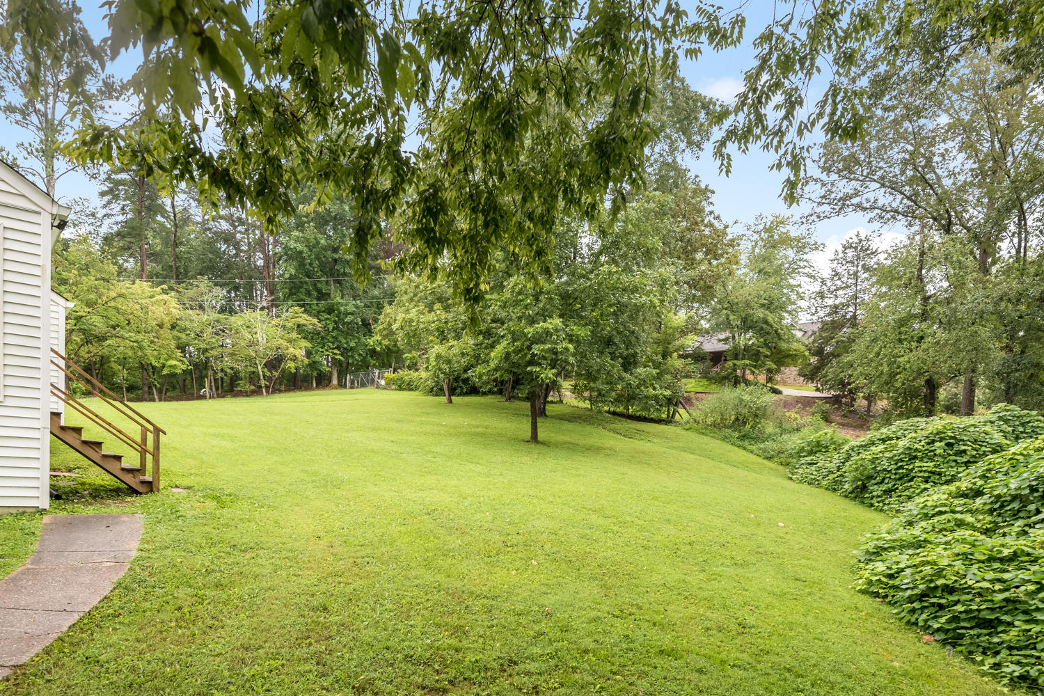 7513 South Dent Road Hixson, TN 37343 - Photo 7 of 25 7513_S_Dent_Rd_10