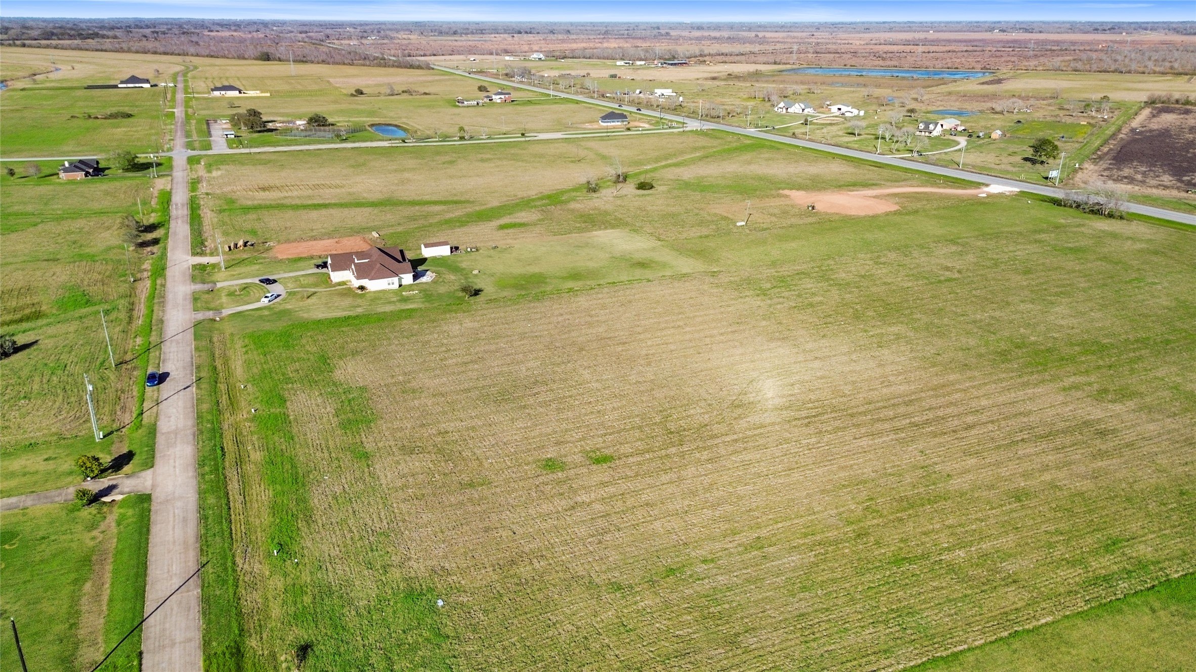 365 Brahman Trail Angleton, TX 77515 - Photo 7 of 13 a view of an ocean view