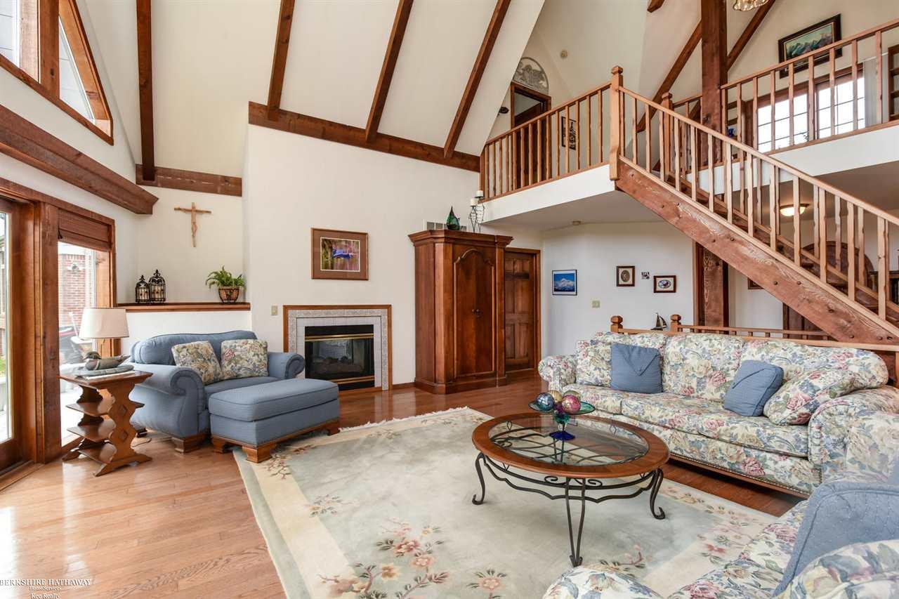 32443 Sutton Road New Baltimore, MI 48047 - Photo 11 of 46 31375430-10.JPG