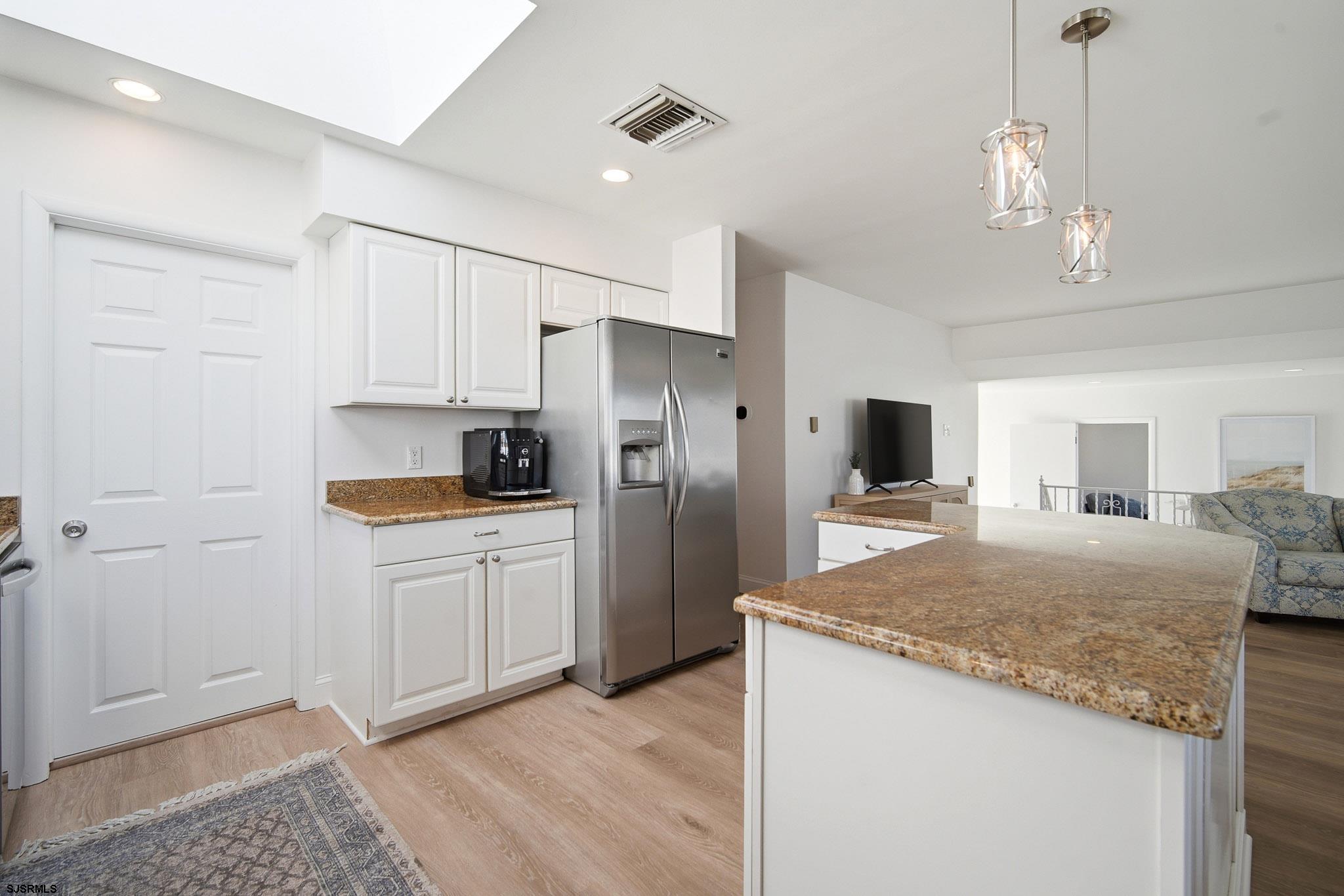 3 Sandy Lane Brigantine, NJ 08203 - Photo 11 of 32