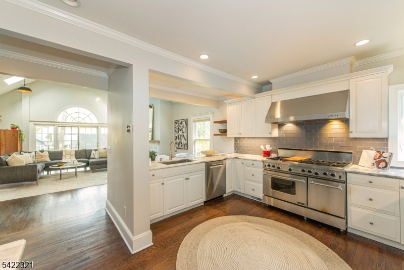 76 Club Road Montclair, NJ 07043 - Photo 14 of 48