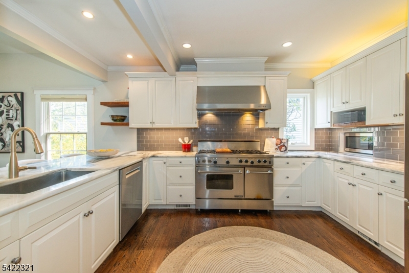 76 Club Road Montclair, NJ 07043 - Photo 15 of 48