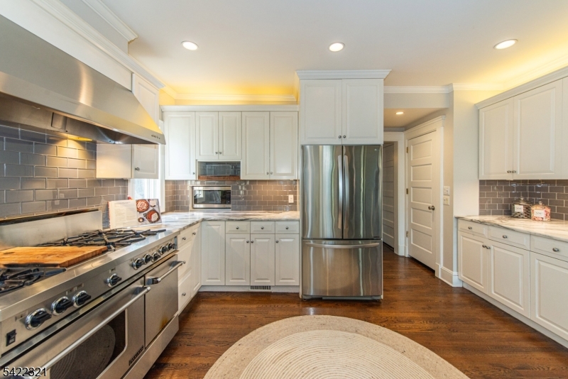 76 Club Road Montclair, NJ 07043 - Photo 16 of 48