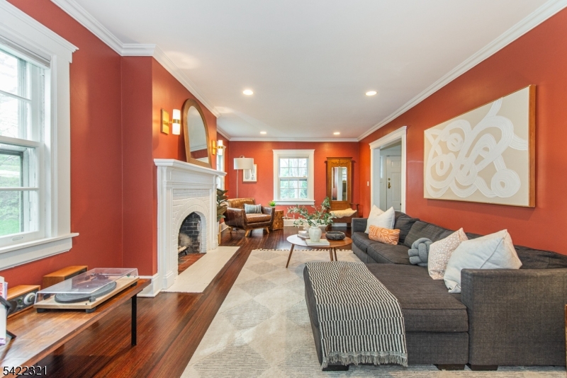 76 Club Road Montclair, NJ 07043 - Photo 6 of 48