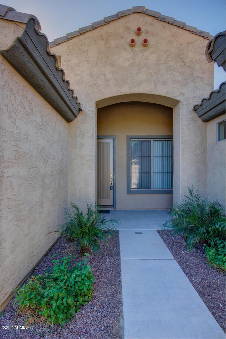 15313 West Boca Raton Road Surprise, AZ 85379 - Photo 3 of 32 House front-2